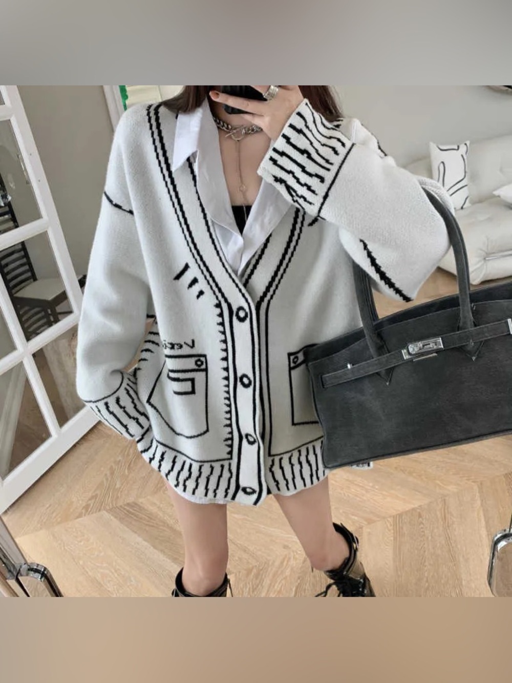 Fendi Textured White and Black Cardigan/jacket - Picture 8 of 8